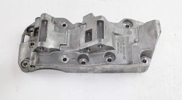 BMW 3 E90 E91 Generator/alternator bracket 8506863