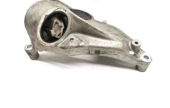 Tesla Model Y Engine mounting bracket 1093278-00-B