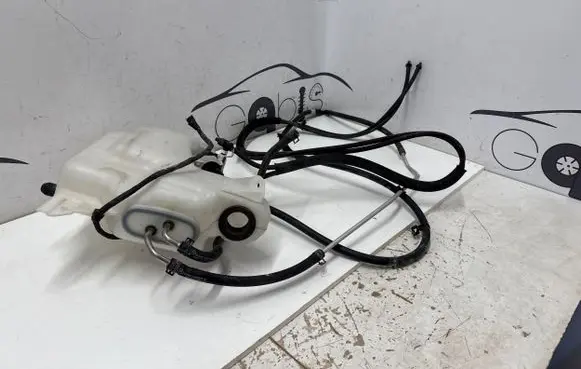 Mercedes-Benz SL R231 Windshield washer fluid reservoir/tank A2318600560 A2318600600 A2318690320