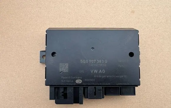 Volkswagen PASSAT B8 Tow bar trailer control unit/module 5Q0907383G 5Q0907383D 5DS01110421