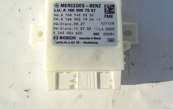 Mercedes-Benz ML W166 Parking PDC control unit/module A1669007507