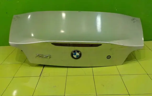 BMW Z4 E85 E86 Tailgate/trunk/boot lid KOMPLETNA
