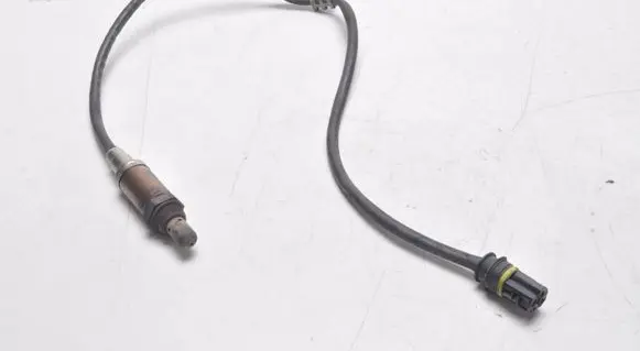 Mercedes-Benz SLK AMG R170 Lambda probe sensor 0015402117