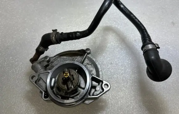 Audi A5 Sportback 8TA Vacuum pump 059145100h 10TT9660626