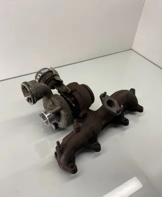 Volkswagen Touran I Turbo 038253016R KP39A0011 50570610