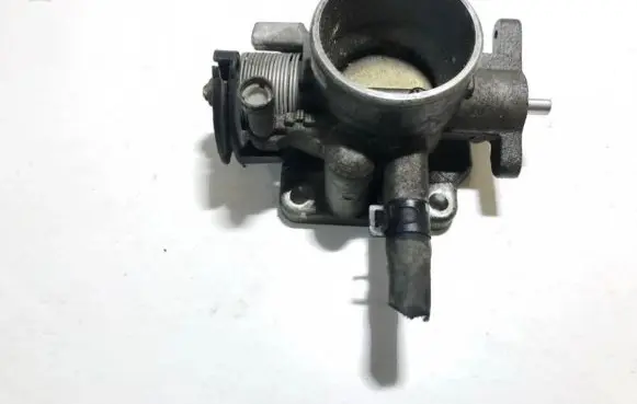 Hyundai Accent Throttle valve