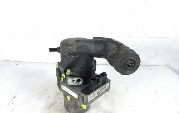 Peugeot 508 RXH Power steering pump 9676154180