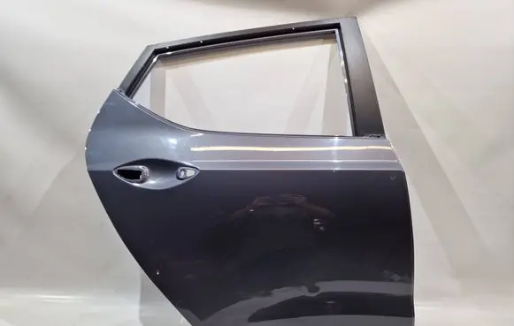 Hyundai i10 Rear door