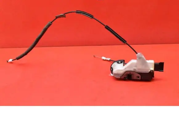 Citroen DS3 Front door lock 