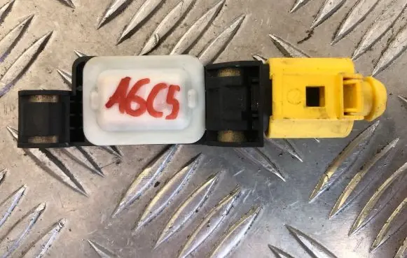 Audi A6 S6 C5 4B Airbag deployment crash/impact sensor 4B0959643E 110803 0232H0QQQQQ