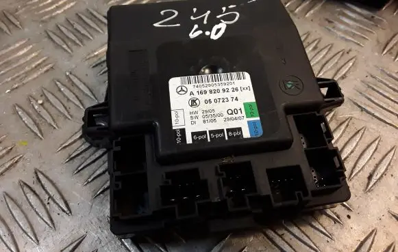 Mercedes-Benz A W169 Door control unit/module 1698209226 A1698209226