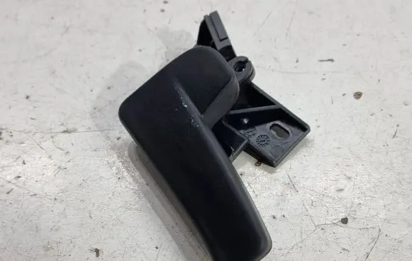 Volkswagen Jetta VI Engine bonnet (hood) release handle 6R1823633