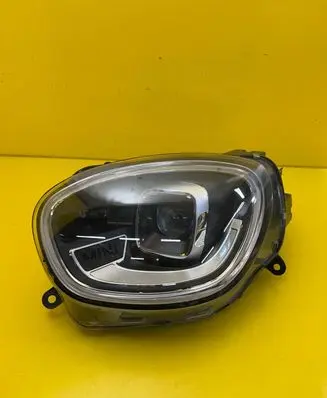 Mini Cooper Countryman F60 Headlight/headlamp 9881589-06