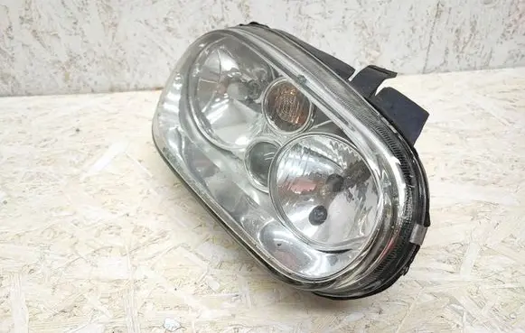 Volkswagen Golf IV Headlight/headlamp