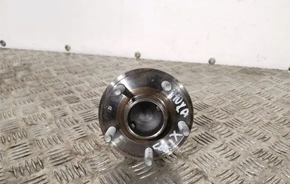 Opel Mokka X Rear wheel hub 6218B8 13593158