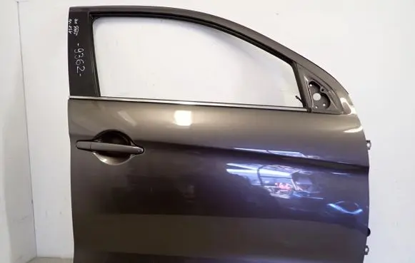Mitsubishi ASX Rear door 