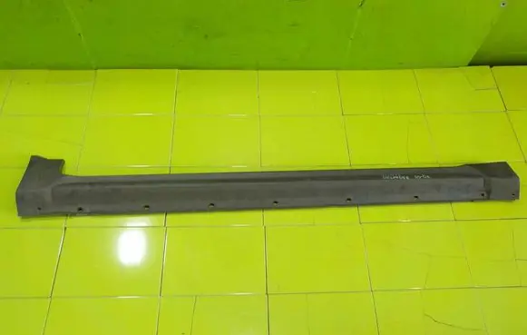 Mitsubishi Outlander Side skirt front trim 22737918 10AB19