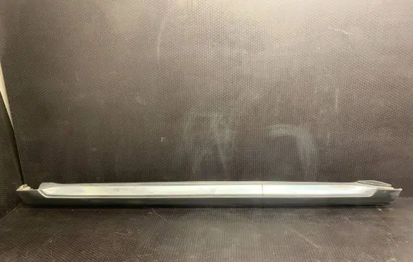 Peugeot 4007 Front sill (body part) 6512A137-01