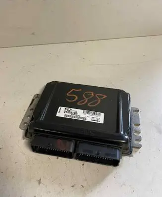 Volvo S40, V40 Engine control unit/module 30614224 S110921002 P30614224