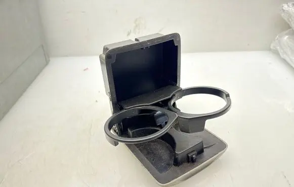 Subaru Forester SG Cup holder back