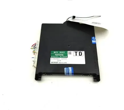 Toyota Prius+ (ZVW40) Central body control module 8922147500 2380005791
