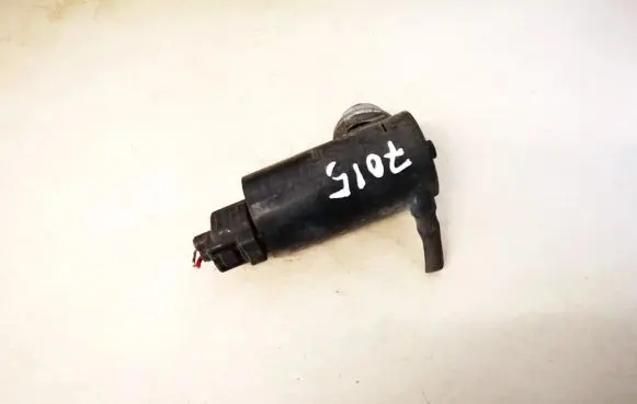 Mercedes-Benz E W211 Windscreen/windshield washer pump