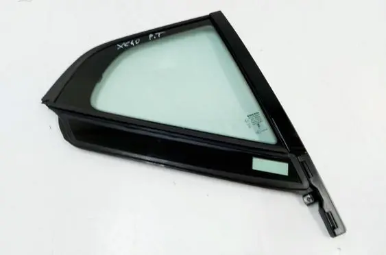 Volvo XC40 Rear door window glass 32368783