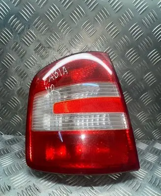 Skoda Fabia Mk1 (6Y) Rear/tail lights 6Y9945111D 6Y9945095 530X13405BA