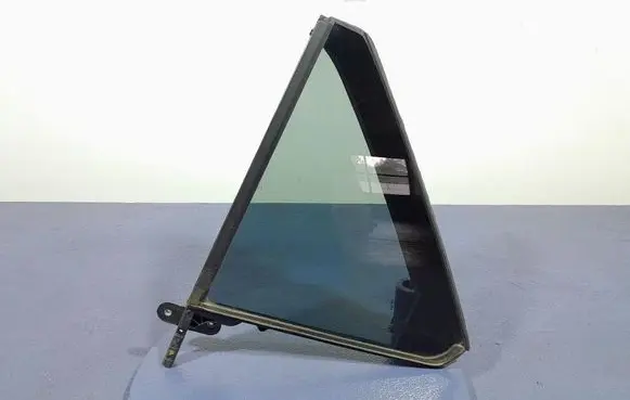 Volkswagen T-Roc Rear door window glass