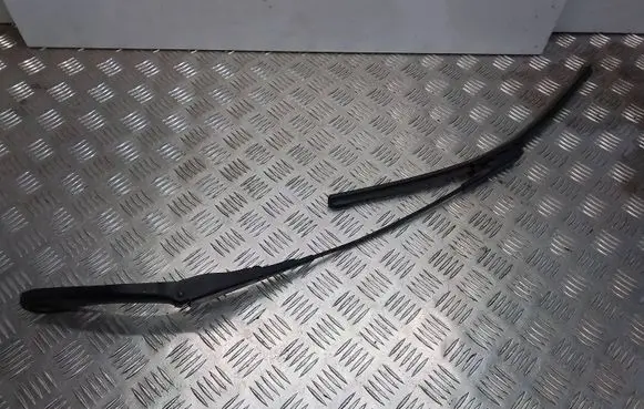 BMW 1 F20 F21 Front wiper blade arm W000027229