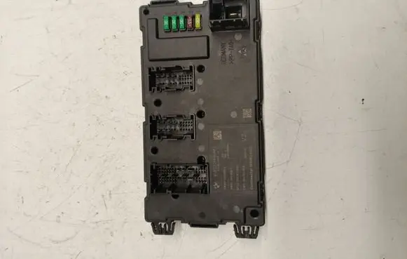 BMW 3 F30 F35 F31 Central body control module 9298959