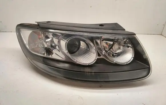 Hyundai Santa Fe Headlight/headlamp 92102-2B025