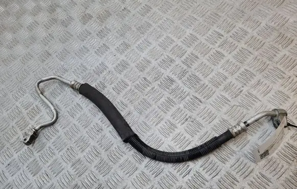 Land Rover Discovery 3 - LR3 Brake vacuum hose/pipe 