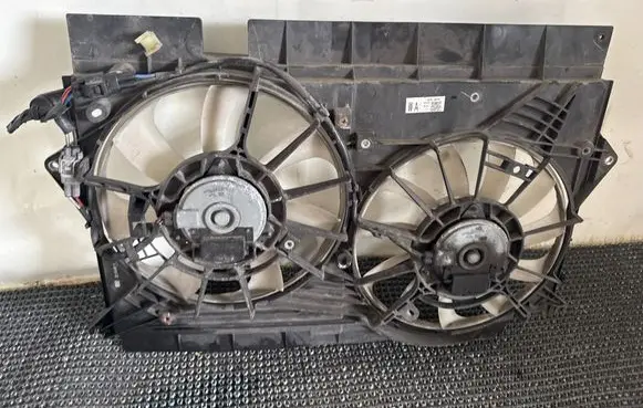 Toyota Avensis T270 Electric radiator cooling fan 160400X040 151012