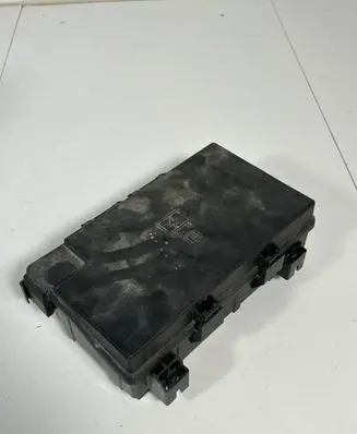 Dodge Durango III Fuse box set 68320920AB