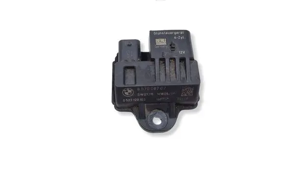 BMW X1 E84 Glow plug pre-heat relay 8570087