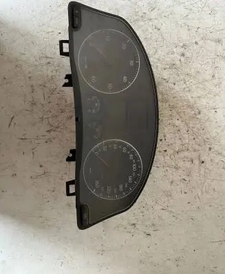 Volkswagen Touran I Speedometer (instrument cluster) 1K0920850F V1218100 VWZ7Z0C8075453