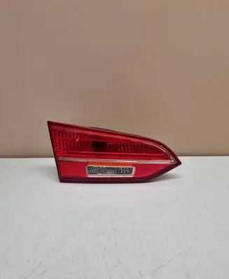 Hyundai Santa Fe Tailgate rear/tail lights 924052W030 924052W130