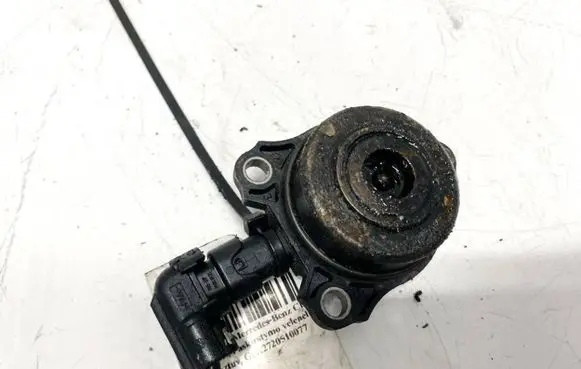 Mercedes-Benz CLS C219 Camshaft vanos timing valve A2720510077