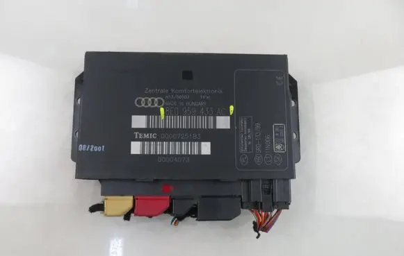 Audi A4 S4 B6 8E 8H Central body control module 8E0959433AC