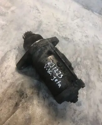 Volkswagen Jetta VI Starter motor 0am911023h