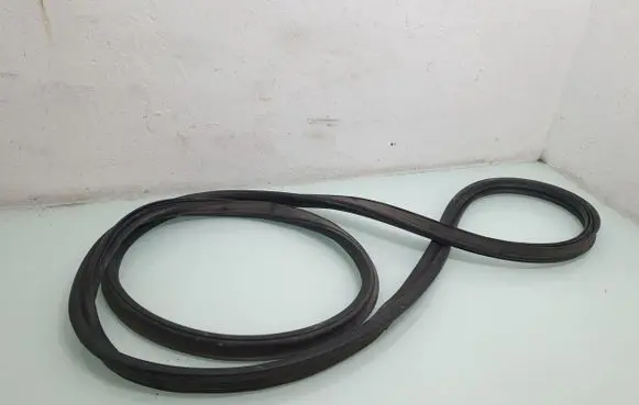 KIA Ceed Trunk rubber seal (body) 