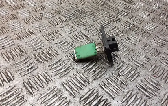 Toyota Corolla Verso E121 Heater blower motor/fan resistor R56K1R56K