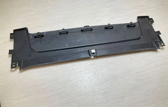 Volvo XC90 Radiator trim 31383508 M0N7A