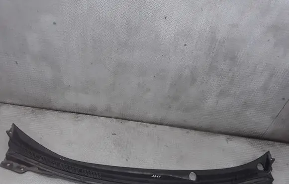 Mitsubishi Lancer VIII Wiper trim 3H417405A058