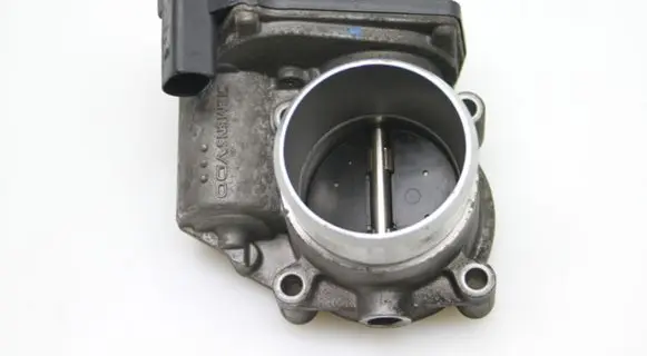 Audi A4 S4 B7 8E 8H Throttle valve 06F133062E