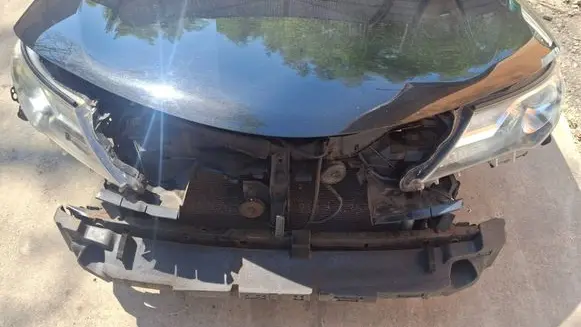 Toyota RAV 4 (XA40) Front piece kit 
