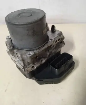 Mazda 6 ABS Pump 1338006980