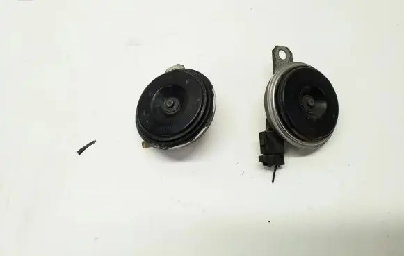 Subaru Outback (BS) Horn signal