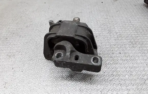 Volkswagen Caddy Engine mount bracket 1K0199262